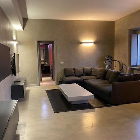 Spacious & Elegant Apartment Near Corso Como - Maroncelli Milaan Buitenkant foto