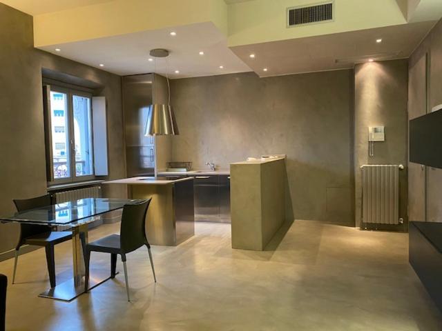 Spacious & Elegant Apartment Near Corso Como - Maroncelli Milaan Buitenkant foto