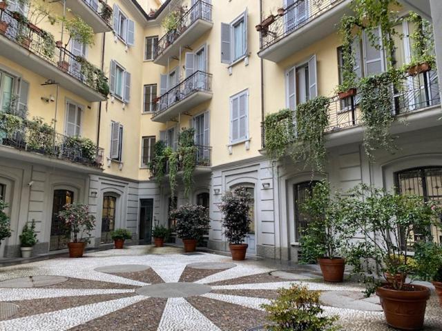 Spacious & Elegant Apartment Near Corso Como - Maroncelli Milaan Buitenkant foto